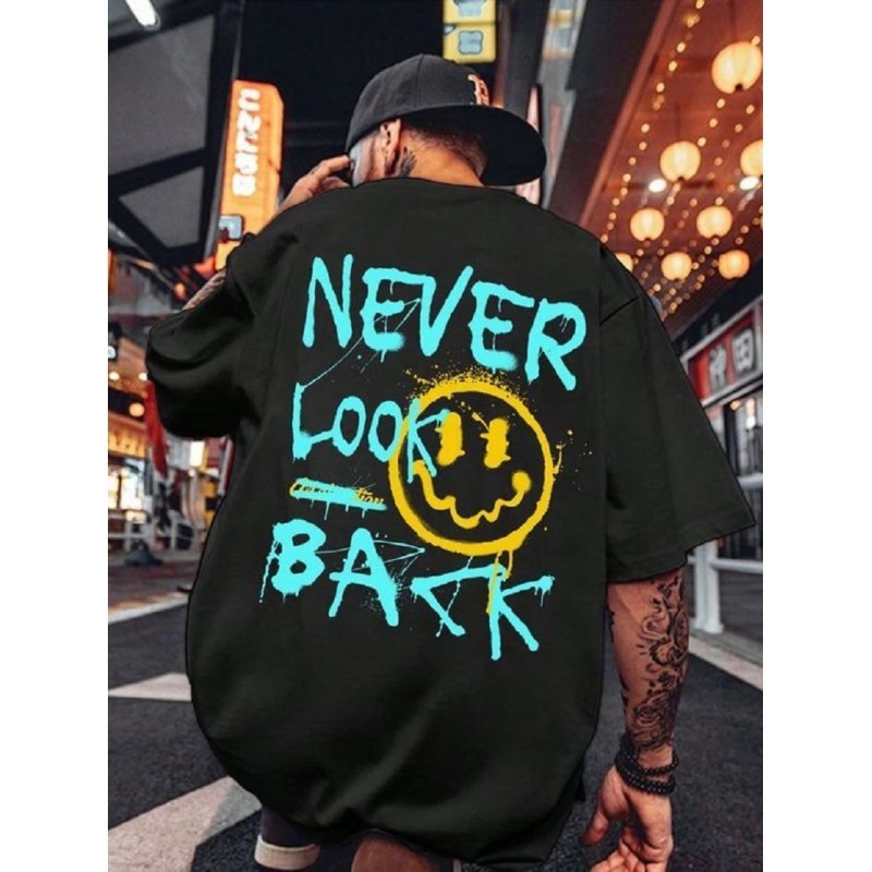 تيشيرت NEVER LOOK BACK أسود بتصميم عصري كبير الحجم وأسلوب فريد من نوعه