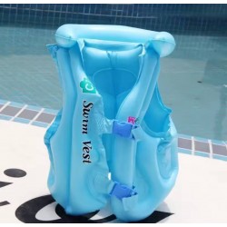 Inflatable vest for child