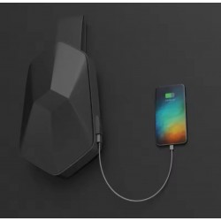 shoulder bag-USB charging port
