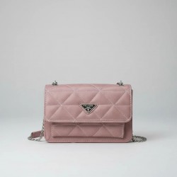 Elegant Quilted Shoulder Bag